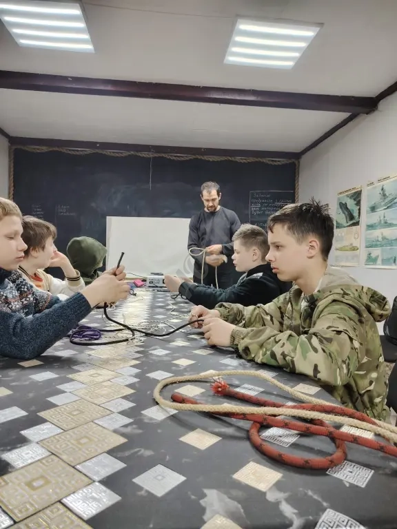 Программа "Флотилия" для подростков 10-15 лет в СПб